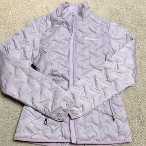 Wonen’s Columbia jacket. Size S.